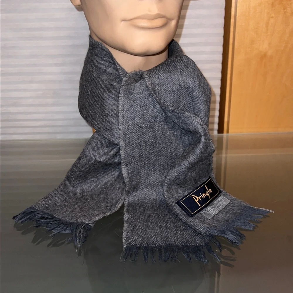🐑Cashmere & Wool Charcoal Fringed Vintage Short & Narrow Scarf Pringle Scotland